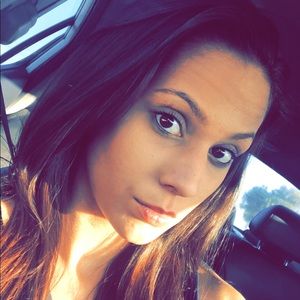 Meet your Posher, Lyndsey